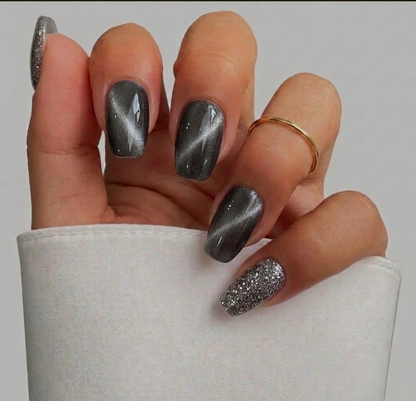 GUN METAL CAT EYE WITH SILVER GLITTER