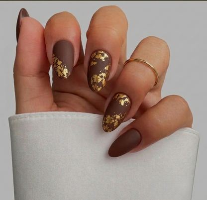 NOIR GOLD LEAF