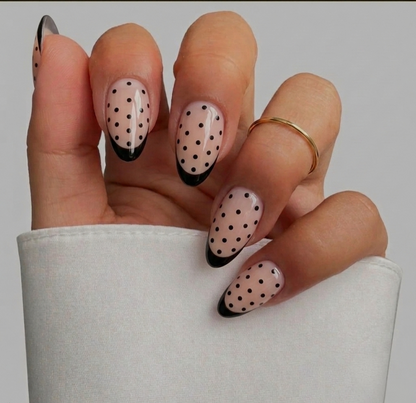 BLACK POLKA DOT