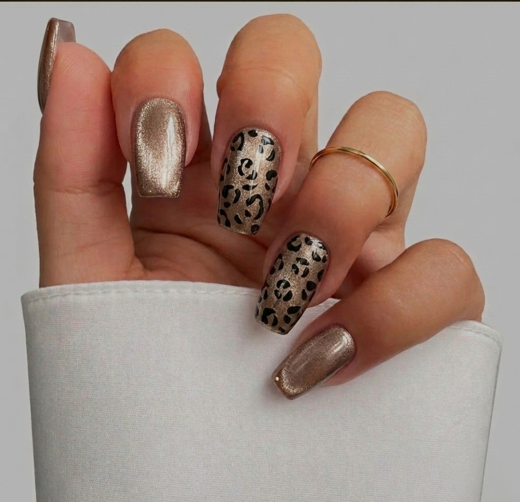 SILVER LEOPARD